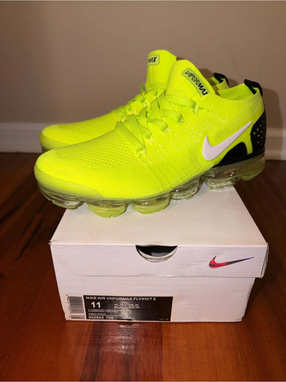 “New” Nike Air VaporMax Flyknit 2 in neon yellow